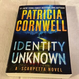 '⭐️2/$12⭐️Identity Unknown' Book by Patricia Cornwell. A Scarpetta novel